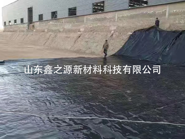 黑膜沼氣池使用過(guò)程中出現(xiàn)廢渣該如何處理？