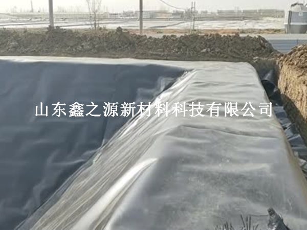 關(guān)于魚塘防滲膜接縫處理有哪些施工經(jīng)驗？